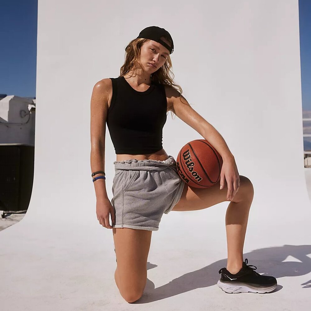 Free Throw Muscle Tank In Black